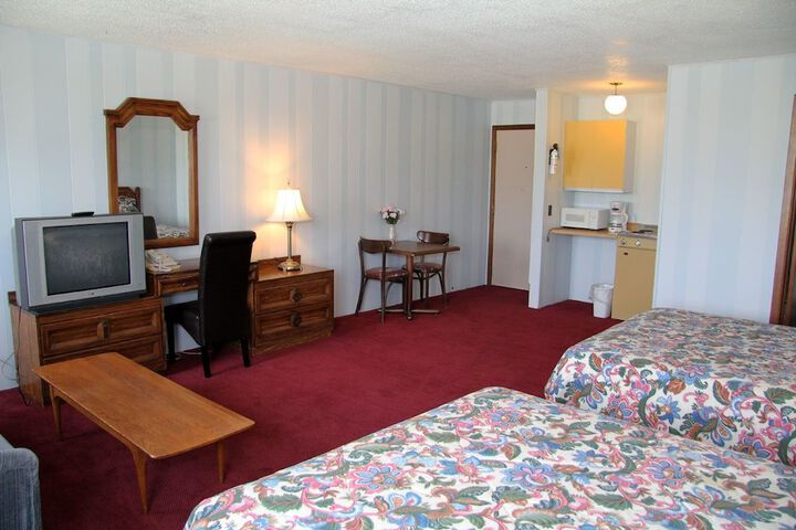 Room 11 of 19