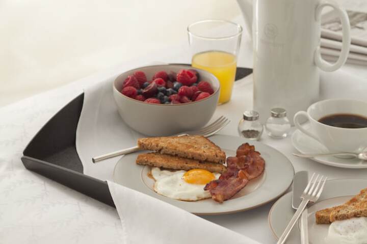 Breakfast/Coffee Service 32 of 38