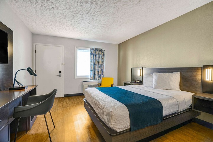 Room 34 of 45