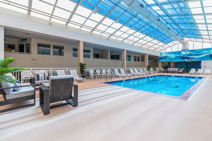 Watsons Regency Suites