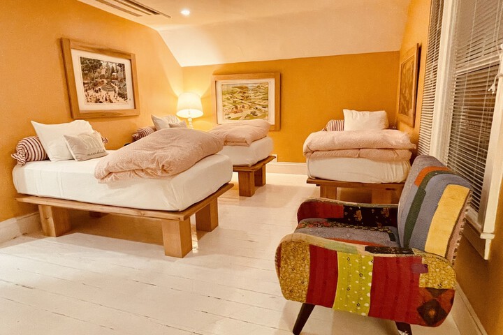 Room 30 of 95