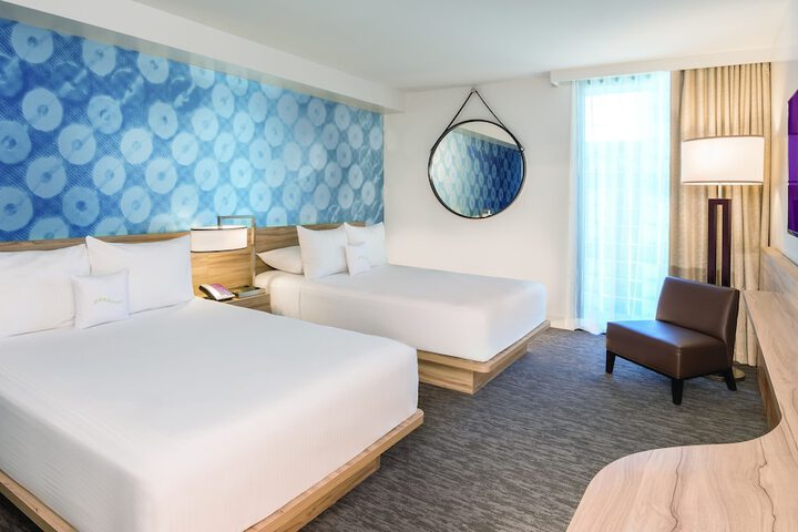 Room 48 of 90