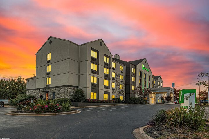 Hotel 2 of 95