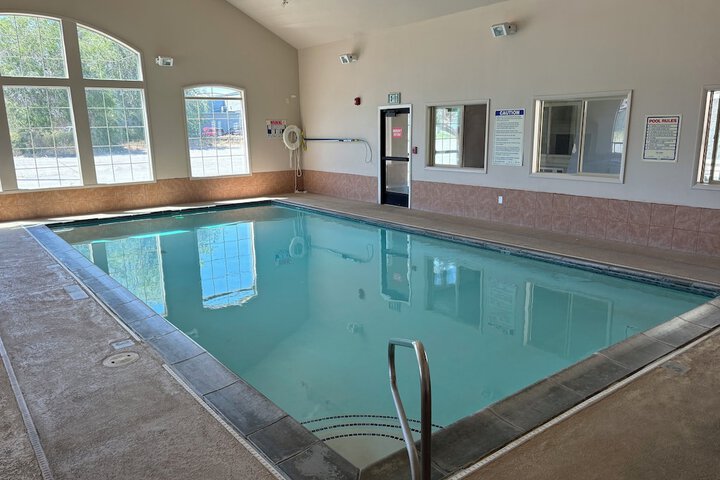 Pool 4 of 38