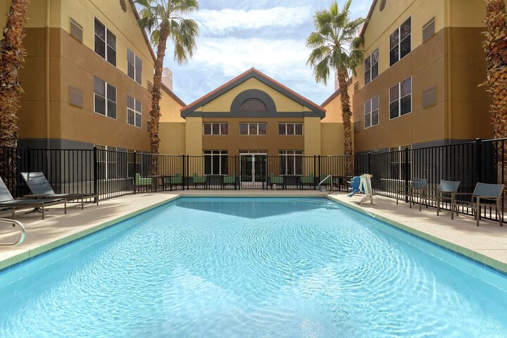 Pool 4 of 35