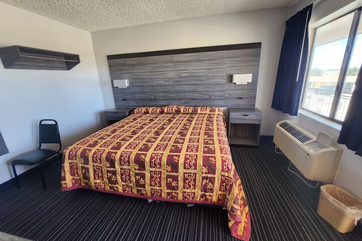 Room 5 of 5