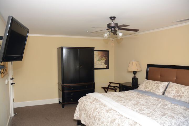 Room 55 of 84
