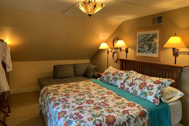 Room 16 of 30