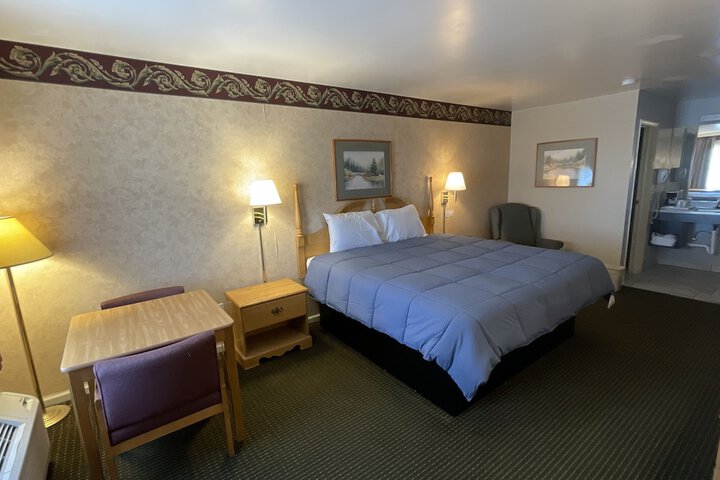 Room 21 of 43