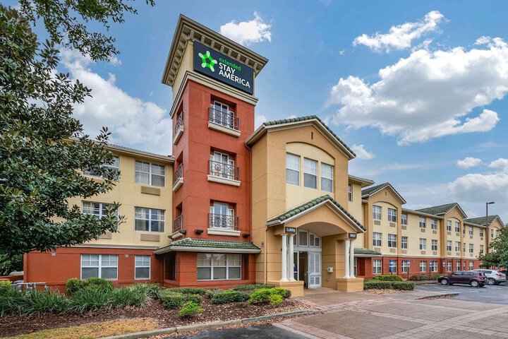 Hotel 2 of 35