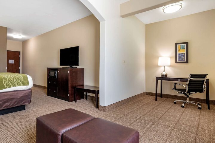 Room 27 of 31