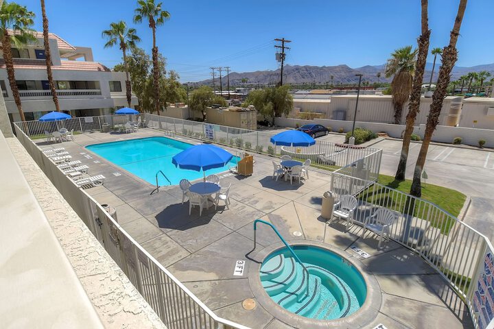 Pool 7 of 26