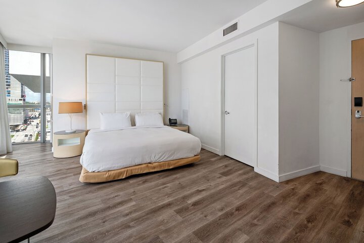 Room 41 of 112
