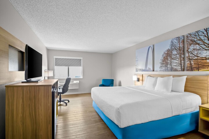 Days Inn by Wyndham Collinsville / St. Louis