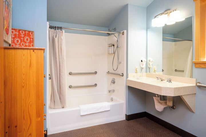Sleeping Lady Mountain Resort & Spa