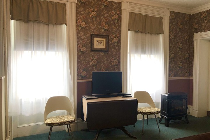 Room 21 of 56