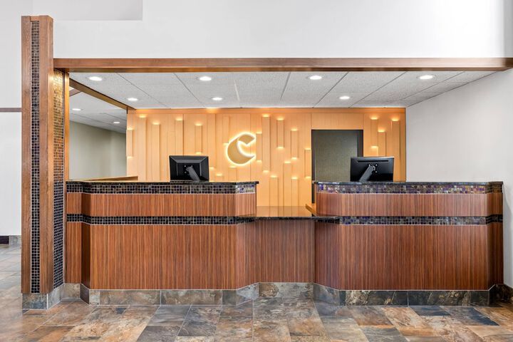 Comfort Inn & Suites and Conference Center