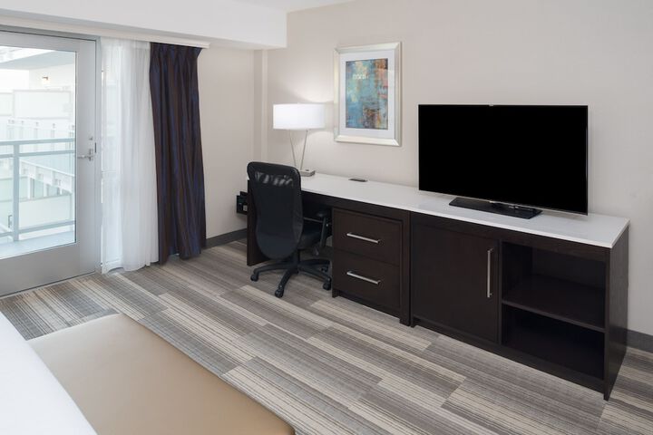 Room 22 of 52