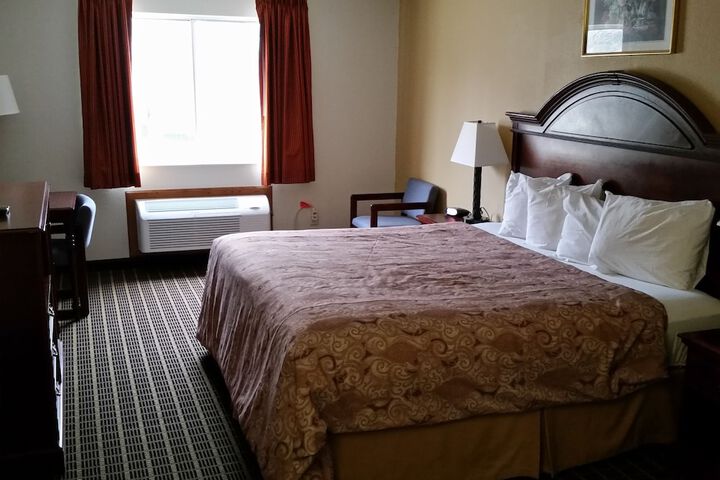 Room 18 of 35