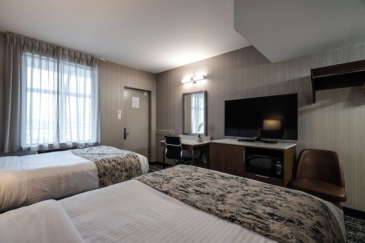 Room 44 of 78