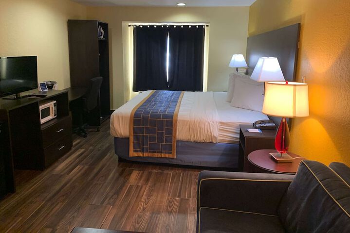 Room 49 of 95