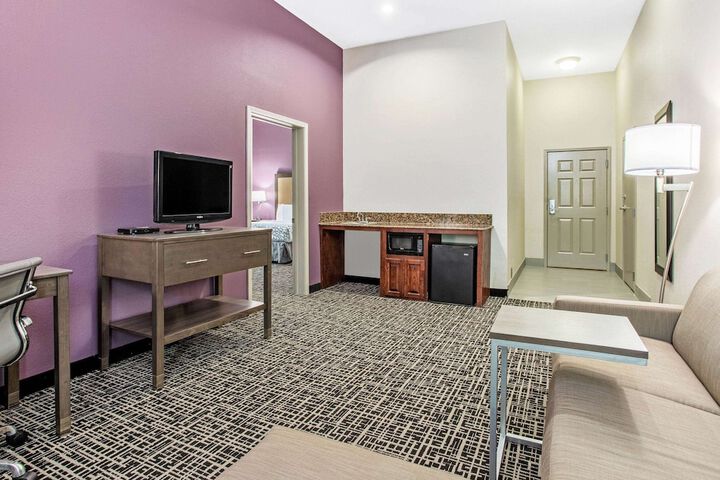 Room 19 of 31