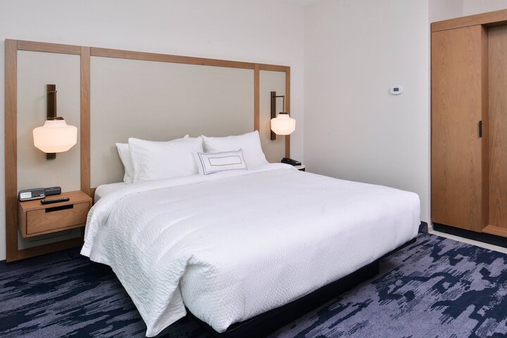 Room 21 of 45