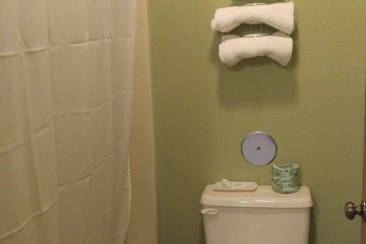 Room 45 of 80