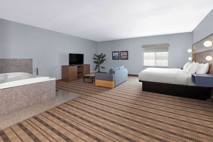 AmericInn by Wyndham Grinnell