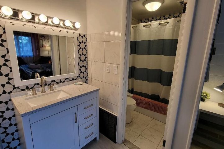 Room 6 of 26