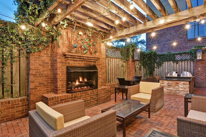 Terrace/Patio 47 of 49