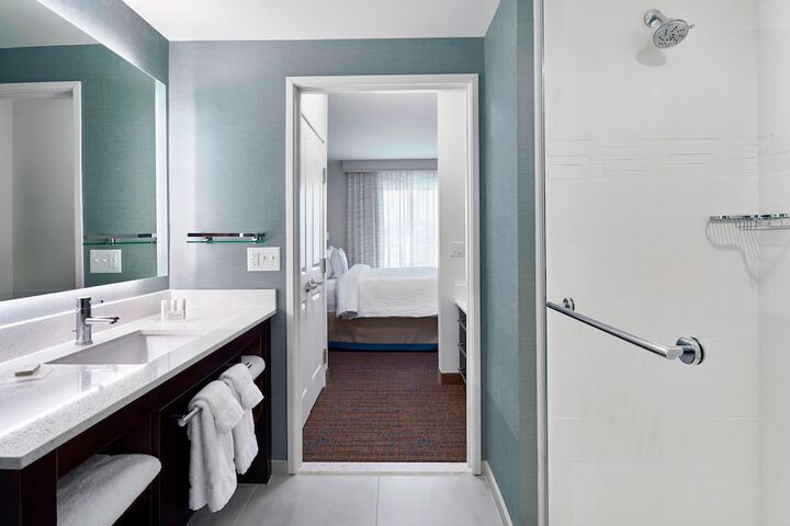 Room 12 of 20