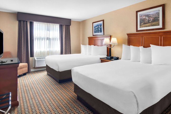 Best Western Plus Osoyoos Hotel & Suites