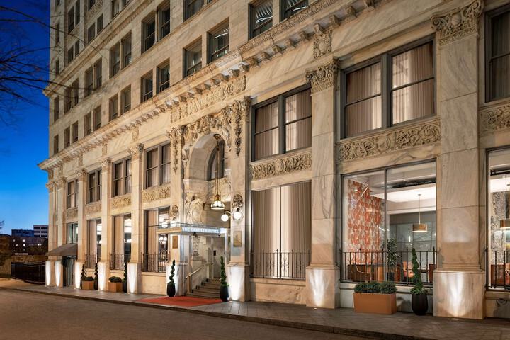 The Candler Hotel Atlanta Curio Collection by Hilton