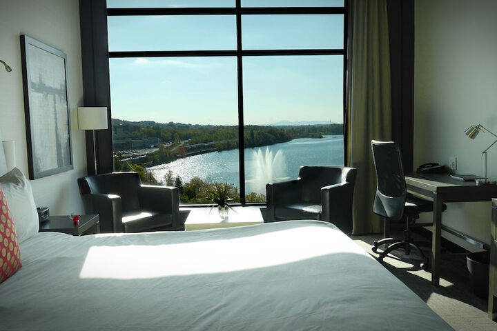 Grand Hotel Times Sherbrooke