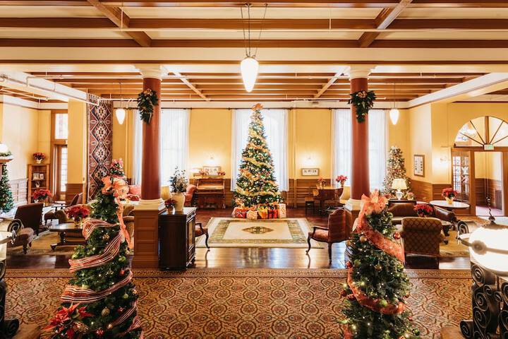 Hotel Colorado