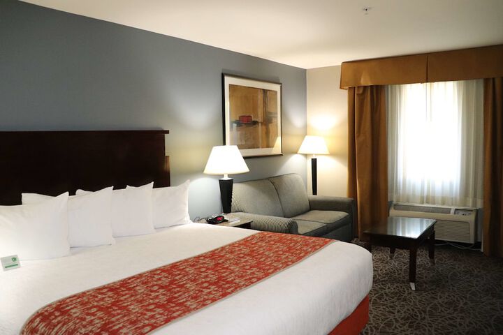 Room 14 of 19