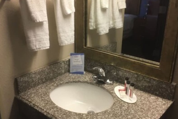 Room 18 of 29