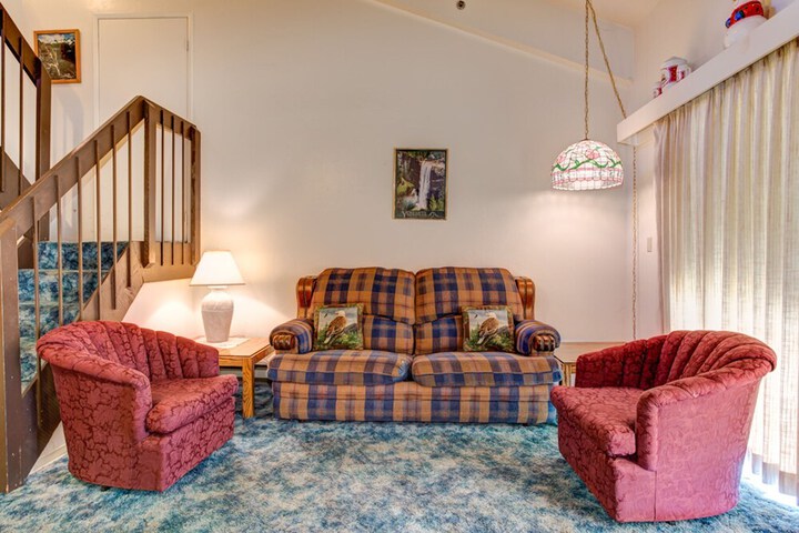 Loft of Yosemite-a205