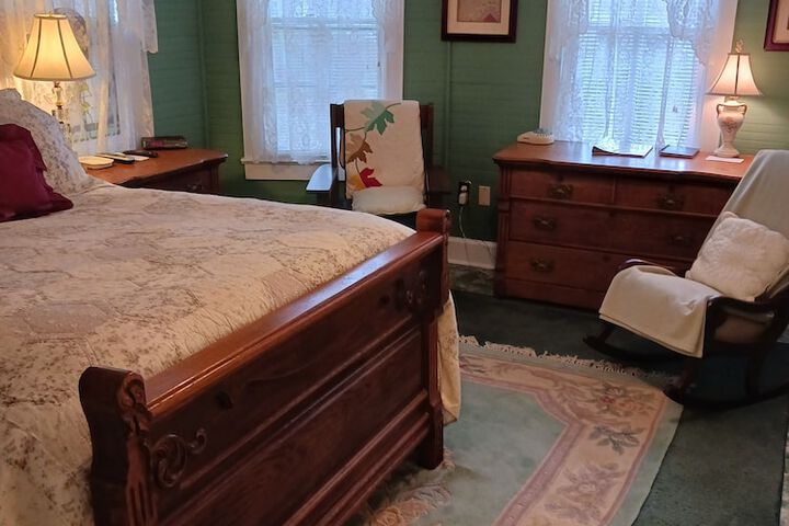 Room 28 of 47