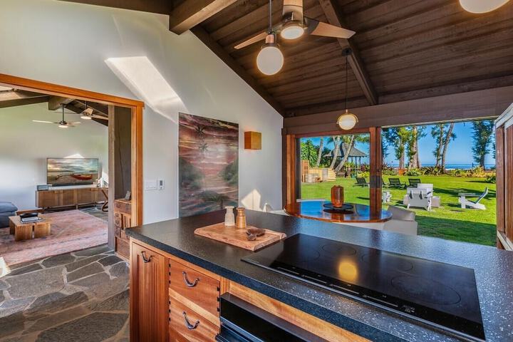 Hale Maluhia Hanalei 1 Bedroom Home by RedAwning