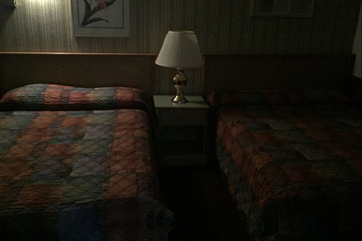 Room 28 of 37