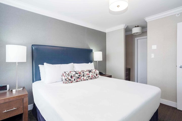 Sandman Signature Prince George Hotel