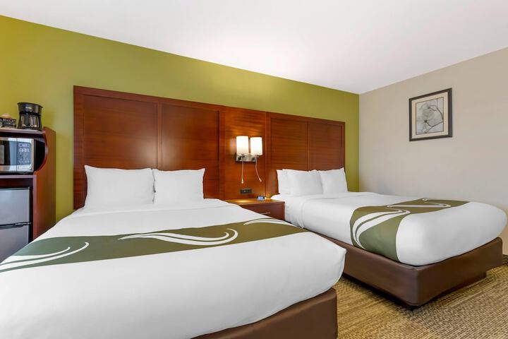 Quality Inn & Suites Stoughton - Madison South