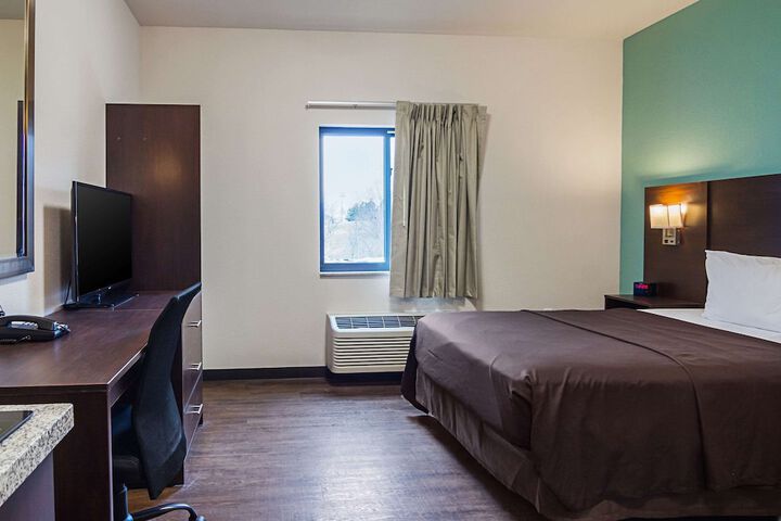 Room 42 of 56