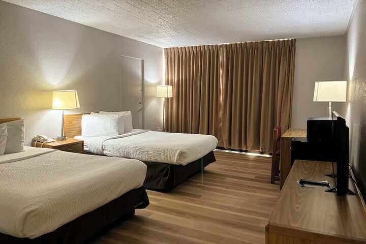Days Inn by Wyndham Williamsport