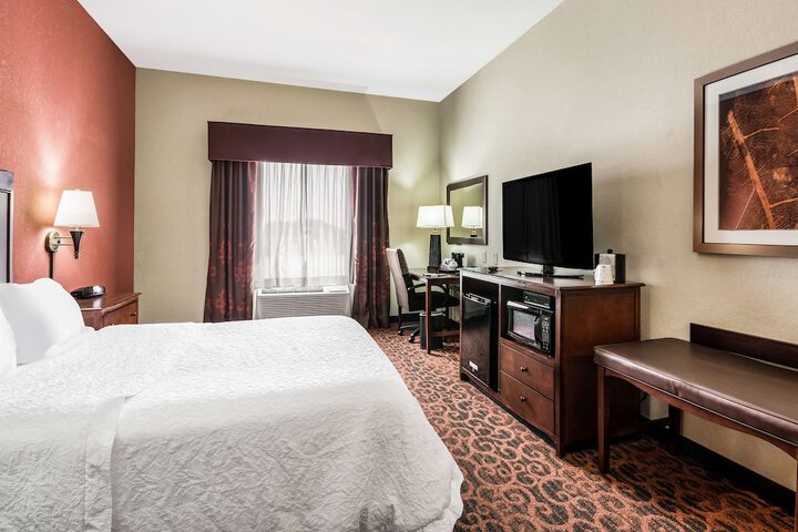 Room 16 of 52