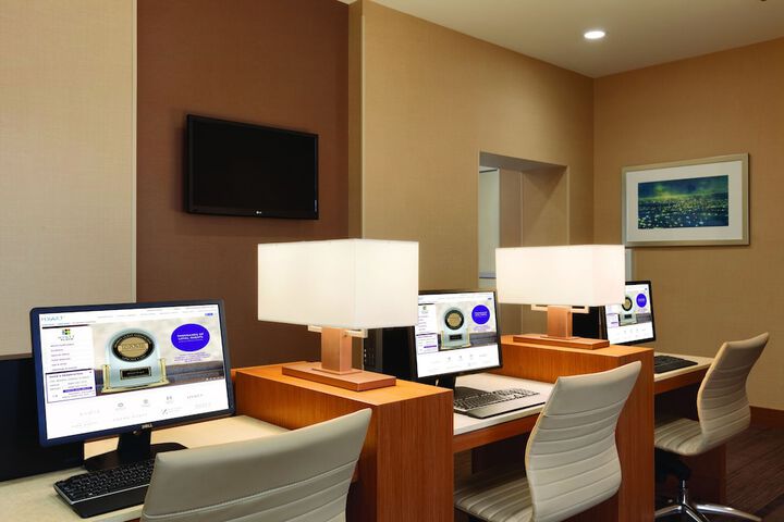 Business Center 62 of 63