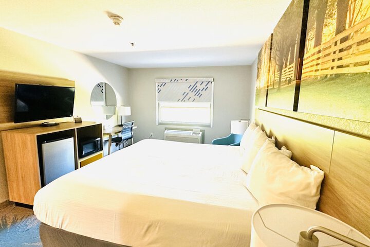 Room 20 of 34