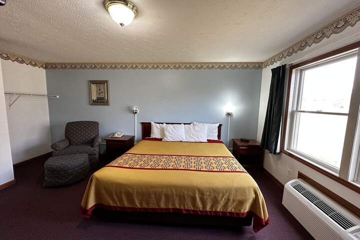Room 44 of 53